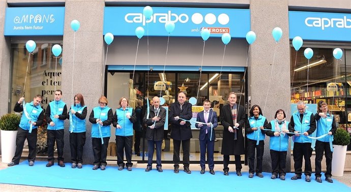 Supermercat de Caprabo i Ampans