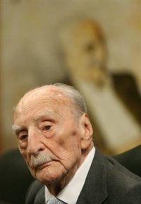 Cultura rinde homenaje a la Generación del 27 en Granada con una mesa redonda y una exposición sobre Francisco Ayala