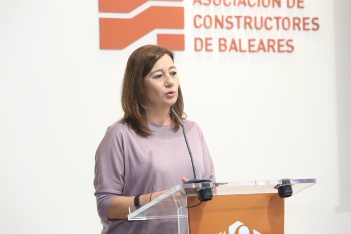 Armengol en el aniversario de los constructores de Baleares