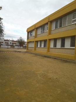Desprendimiento Fachada Ceip Federico García Lorca