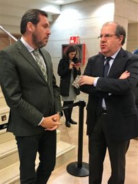 Herrera ve consonancia de la PAC con los objetivos de CyL de "incorporar jóvenes" al campo y "agilizar su tramitación"