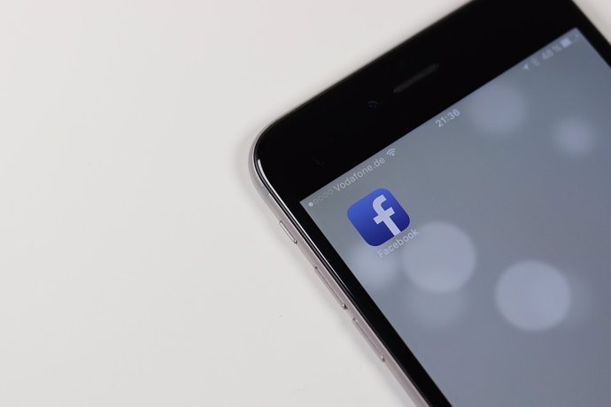 App de Facebok en el móvil 