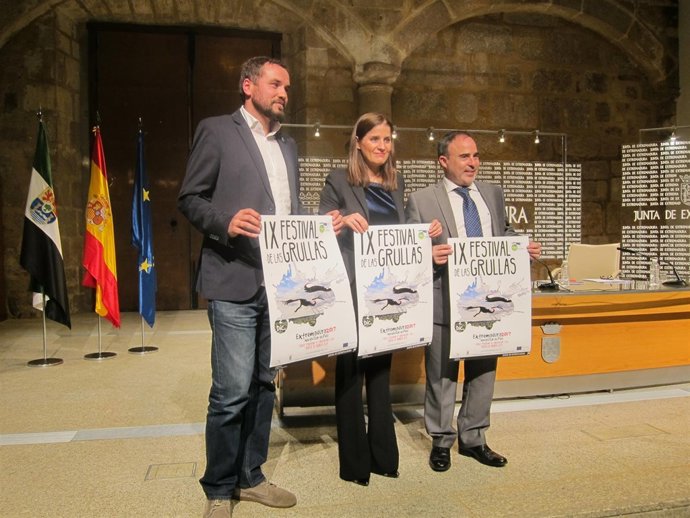 Novena edición del Festival de las Grullas de Navalvillar de Pela