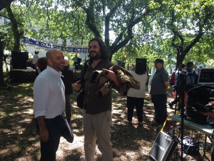 Antón Sánchez y Luís Villares en el acto de En Marea