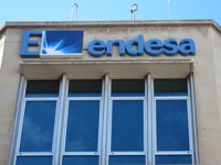 Endesa invierte 150.000 euros para mejorar la calidad de 3.000 clientes residenciales e industriales de Jaca