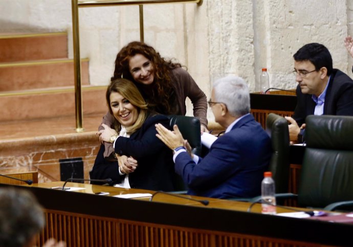 Susana Díaz, María Jesús Montero y Manuel Jiménez Barrios, hoy durante el Pleno