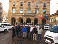 El sector del taxi reclama la puesta en marcha del bonotaxi para facilitar el uso de los vehículos adaptados