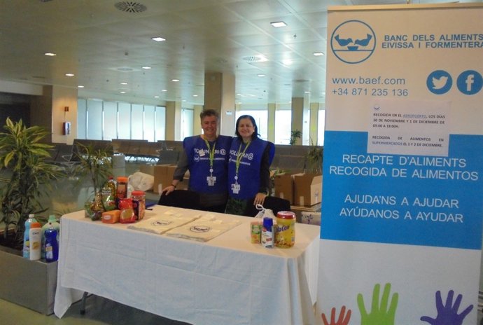 Fotonoticia Stand Banco De Alimentos Aeropuerto De Ibiza