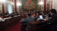 El pleno del Ayuntamiento de Alicante reprueba por segundo mes consecutivo al alcalde Gabriel Echávarri