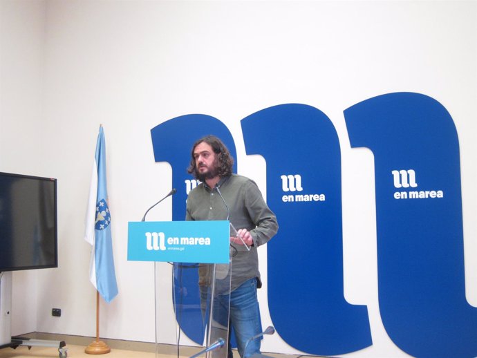 Rueda de prensa del viceportavoz parlamentario de En Marea, Antón Sánchez