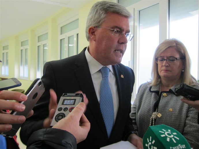 José Enrique Fernández de Moya                            