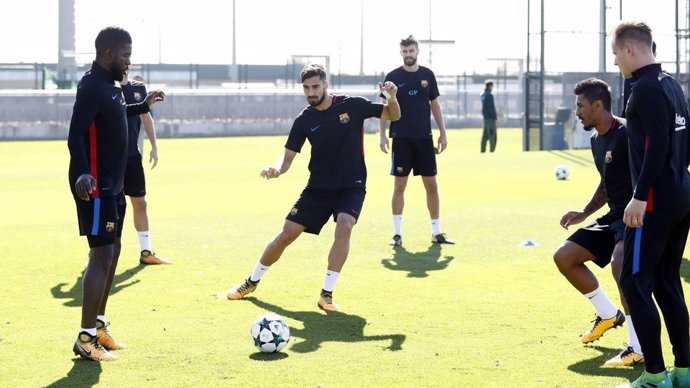 André Gomes Umtiti Ter Stegen entrenamiento Barcelona