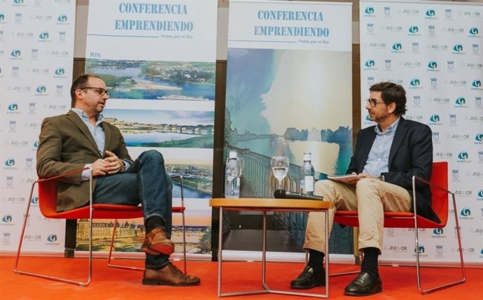 II Conferencia Emprendiendo