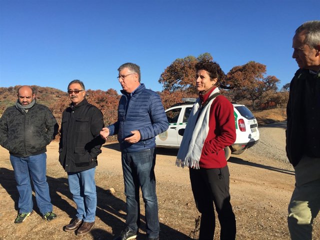 2 Fotos Junta (Trabajos Recuperación Incendio La Granada)