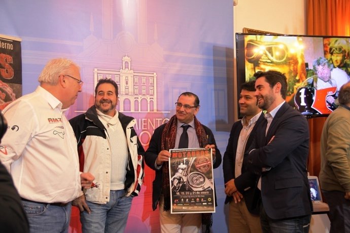 Acto de presentación de Motauros. 