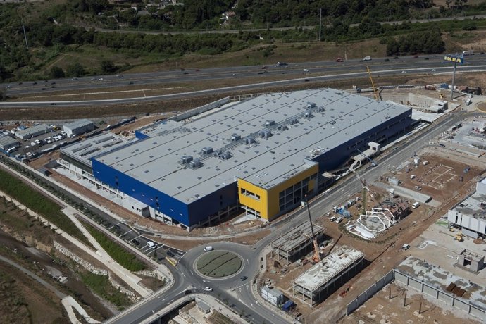 Construcció de la botiga d'Ikea a Sabadell