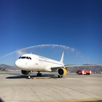 Vueling inaugura el enlace Bilbao-Granada y suma su tercera ruta directa a Andalucía 