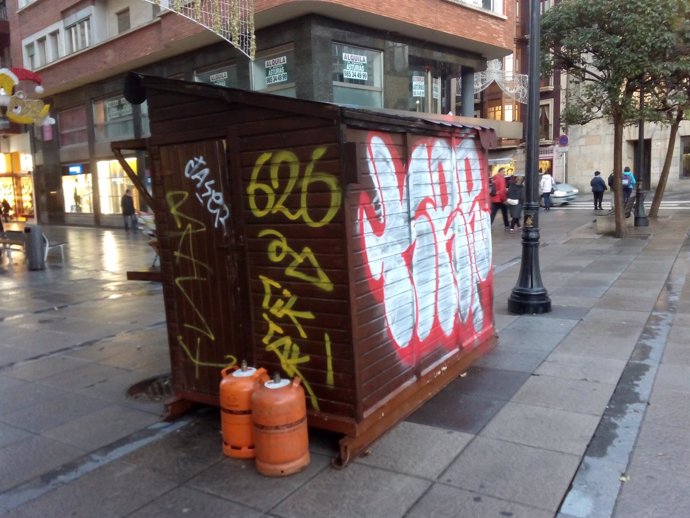 Puesto de castañassituado en Gijón.    