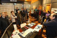 Decenas de personas se acercan a conocer la sede de Sabin Etxea del PNV que abre sus puertas en su 25 aniversario