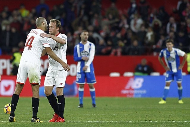 El Sevilla derrota al Deportivo