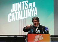 Puigdemont dice que es "insostenible" que haya elecciones con "una gran parte de los candidatos en la cárcel"