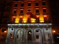 Alumnos y profesores del CRMF Lardero diseñan la decoración e iluminación navideña de la Delegación del Gobierno