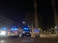 Cuatro actas por posesión de drogas y 20 denuncias de tráfico este sábado por la noche en Sevilla