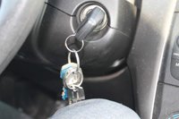 Un policía fuera de servicio detiene in fraganti al autor de un robo en un coche con inhibidor