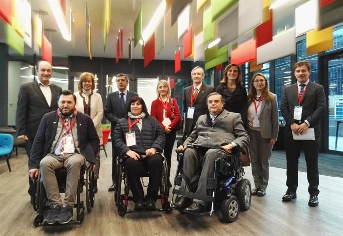 Fotos Y Pie De Foto: La Comunidad De Madrid Promueve El Turismo Accesible Durant