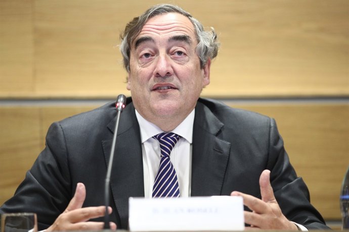 Juan Rosell i Valentín Pich en una roda de premsa