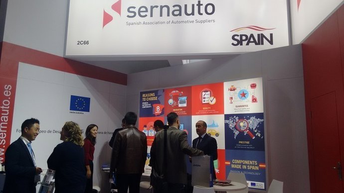 Expositor español en la feria Automechanika