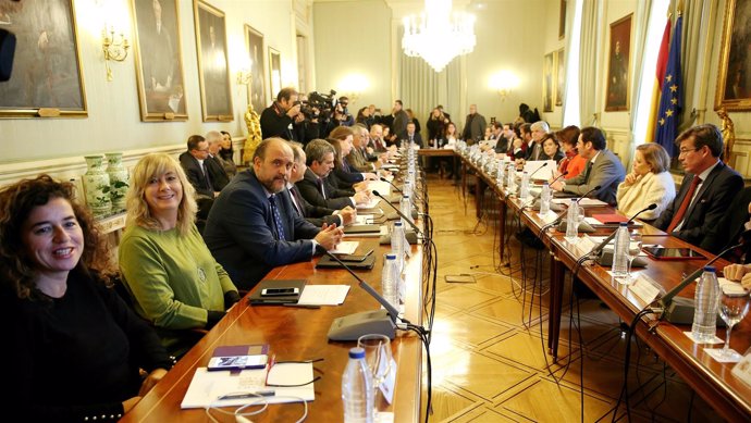 Santamaría y Dastis en la Conferencia para Asuntos Relacionados con la UE