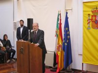 Ibarra avisa de que todo lo que va en contra la Constitución "el destino final" es la cárcel