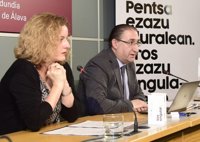 Diputación de Álava lanza la campaña 'Piensa en plural, compra en singular' de apoyo y promoción del comercio local