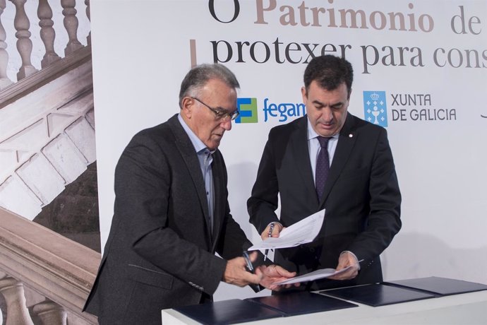 Firma del protocolo entre Fegamp y Xunta