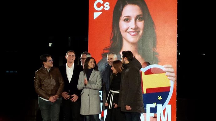 I.Arrimadas (CS) en l'acte d'obertura de campanya amb A.Rivera