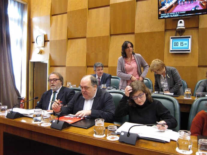 Concejales del PSOE en el pleno del Ayuntamiento de Zaragoza