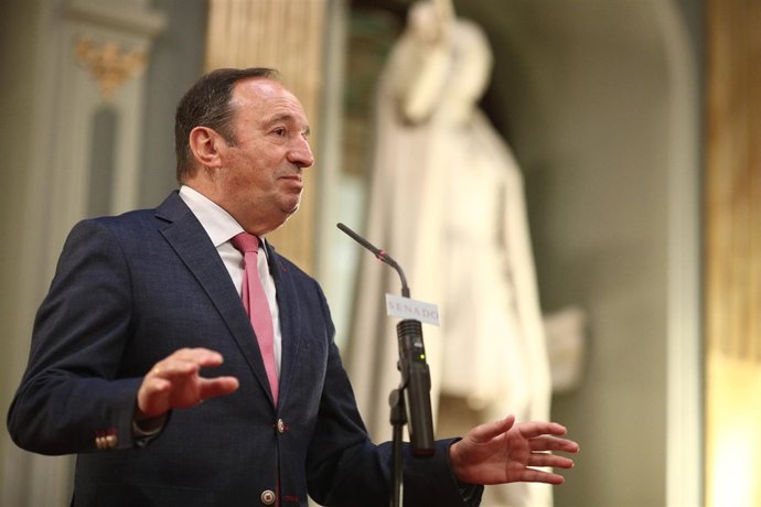 Rueda de prensa de Pedro Sanz tras la constitución de la Comisión del 155