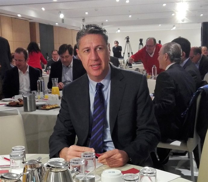 Xavier García Albiol (PP) en un esmorzar-col·loqui en campanya