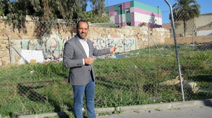 Juan Cassá en el Bulto                         