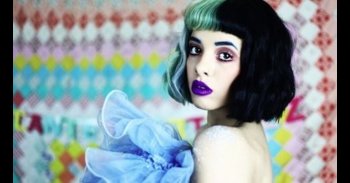 La cantante Melanie Martinez acusada de violar a su mejor amiga