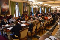 Oviedo aprueba el dictamen de la Comisión de Investigación del Caso Aquagest