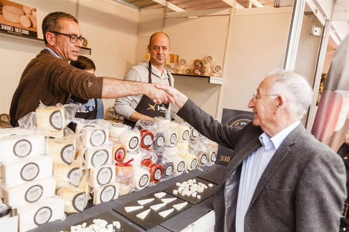 En su tercera edición, la Feria 'Sabores Almería' registró numerosas visitas.