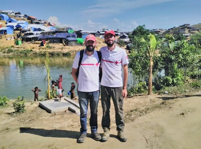 Delegados Navarros En La Emergencia Migratoria A Banglasdeh Cruz Roja Navarra