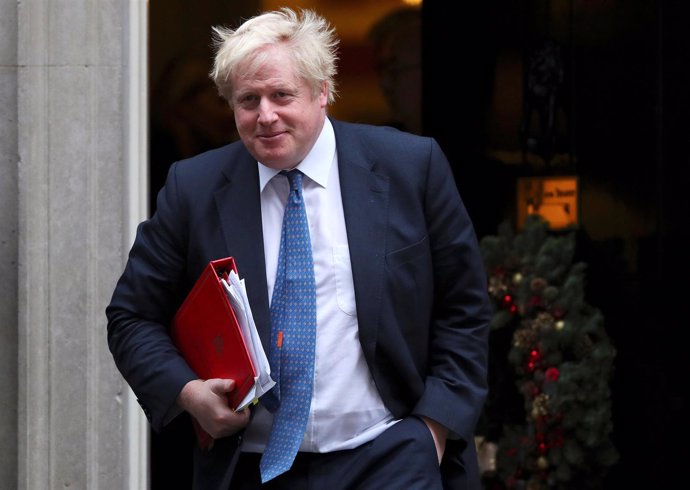 Boris Johnson frente a Downing Street