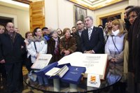 El consejero de Sanidad reivindica la labor de la política al servicio de los ciudadanos