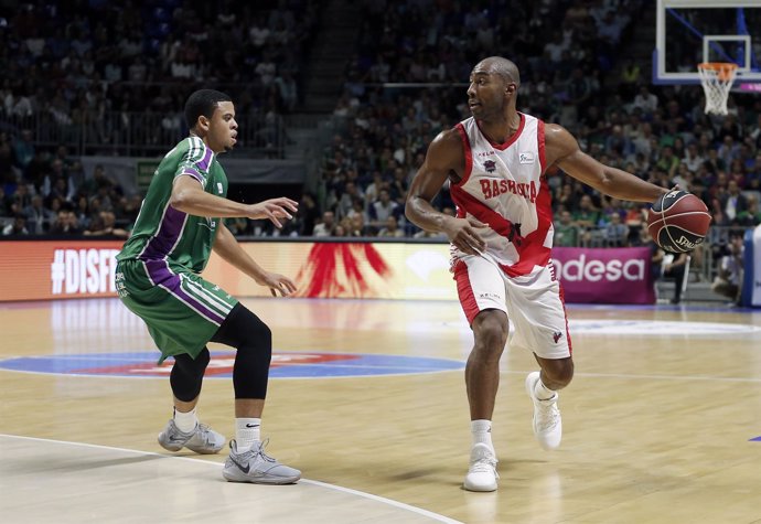 Jayson Granger (Baskonia Vitoria Gasteiz) Ray McCallum (Unicaja)