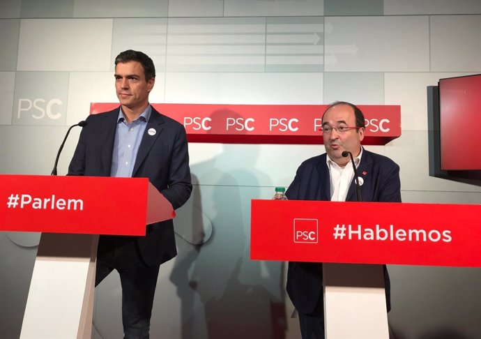 Pedro Sánchez (PSOE) y Miquel Iceta (PSC)
