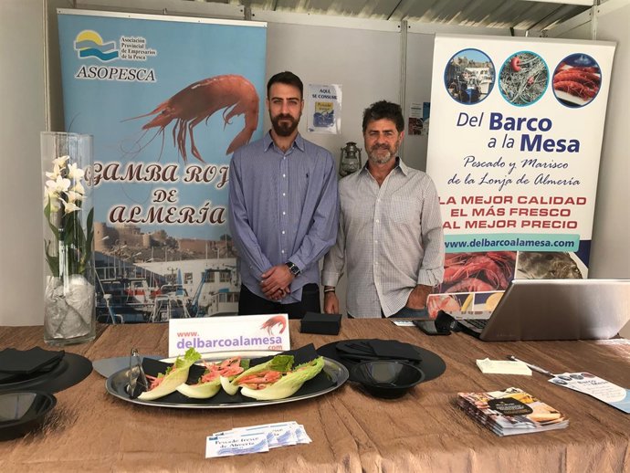 Pescado y marisco fresco a domicilio esta Navidad, con 'Del Barco a la Mesa'.