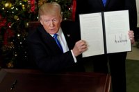 Hamás llama a la rebelión contra Estados Unidos tras la "flagrante agresión" de Trump